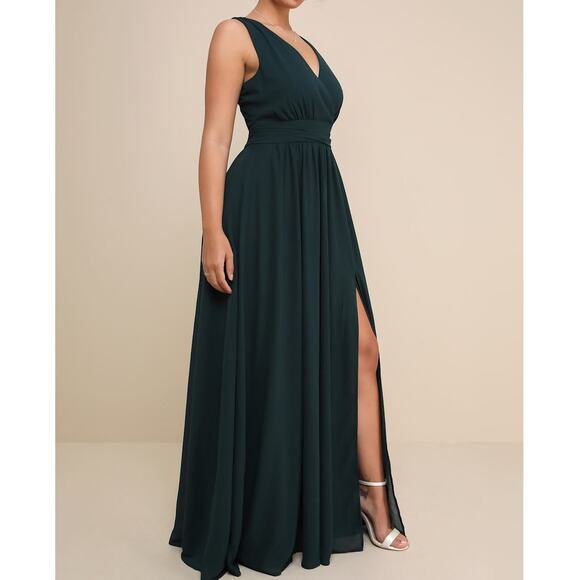 Lulus NWT Thoughts of Hue Emerald Green Surplice V-Neck Sleeveless Maxi Dress - Picture 2 of 10